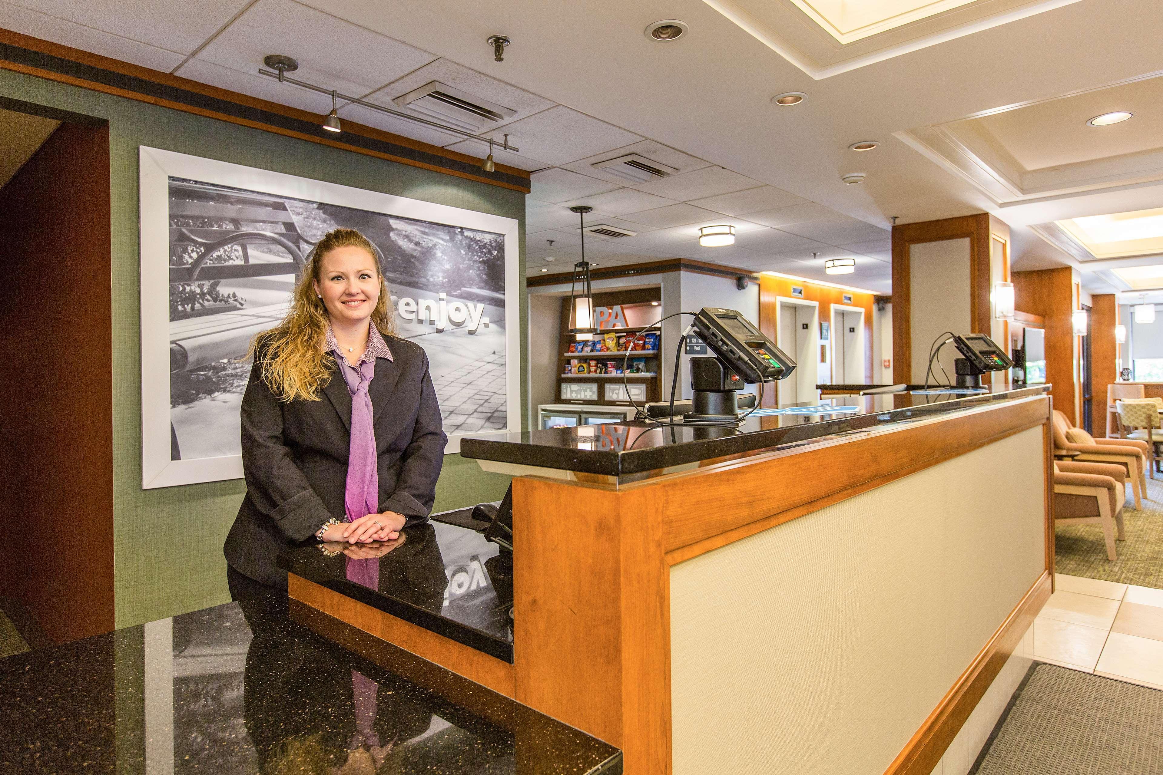 Hampton Inn Lancaster Fertility Екстериор снимка