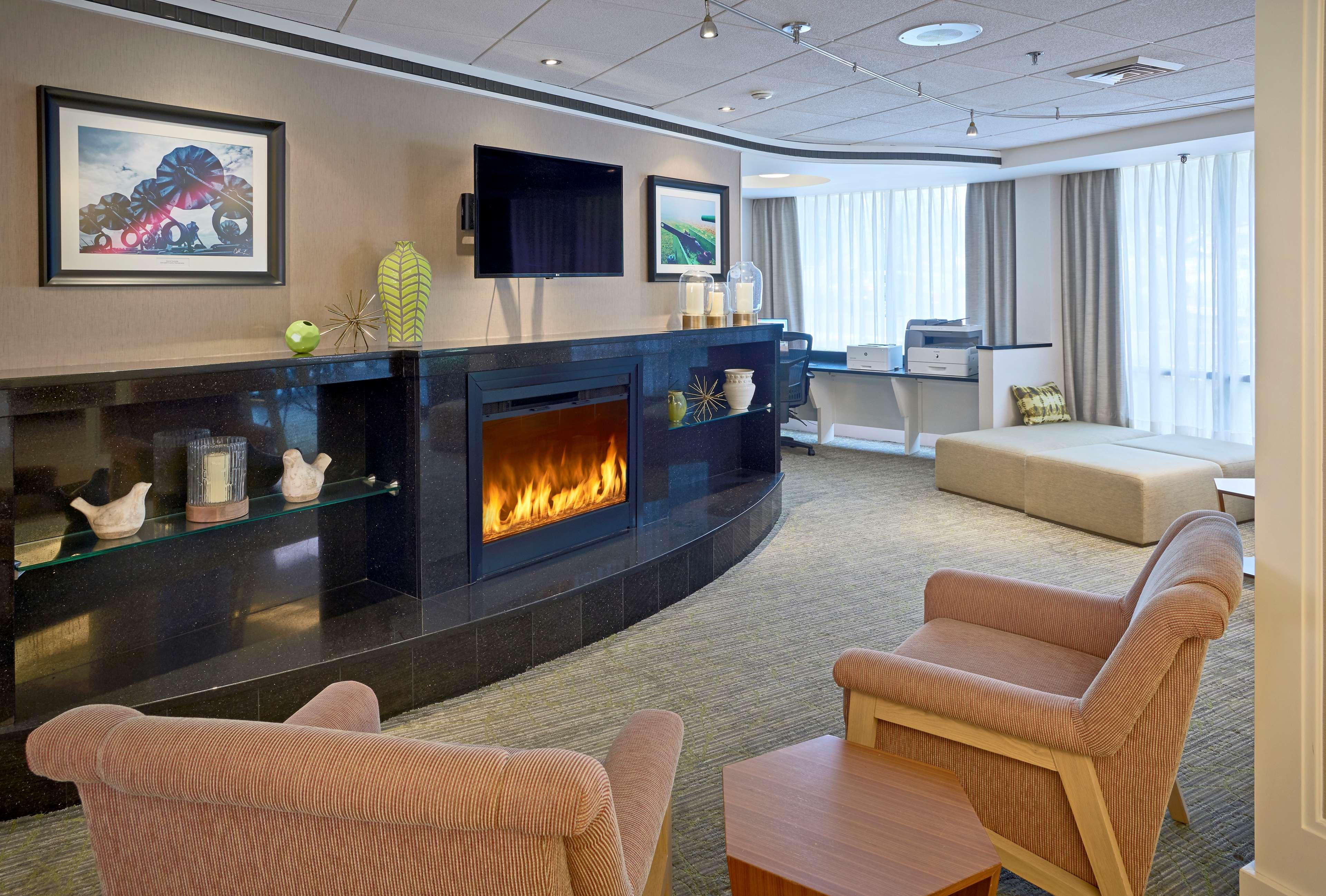 Hampton Inn Lancaster Fertility Екстериор снимка