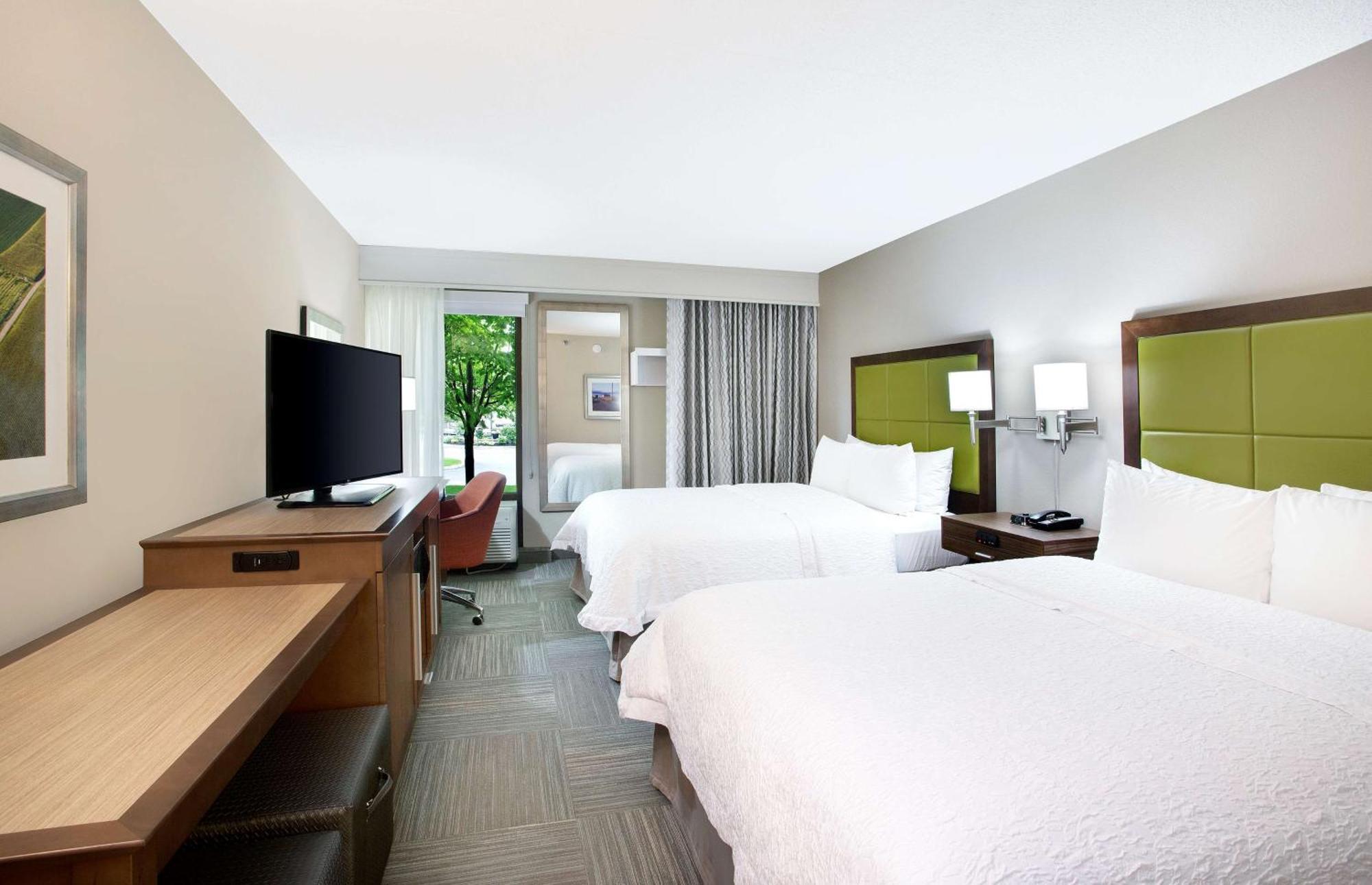 Hampton Inn Lancaster Fertility Екстериор снимка