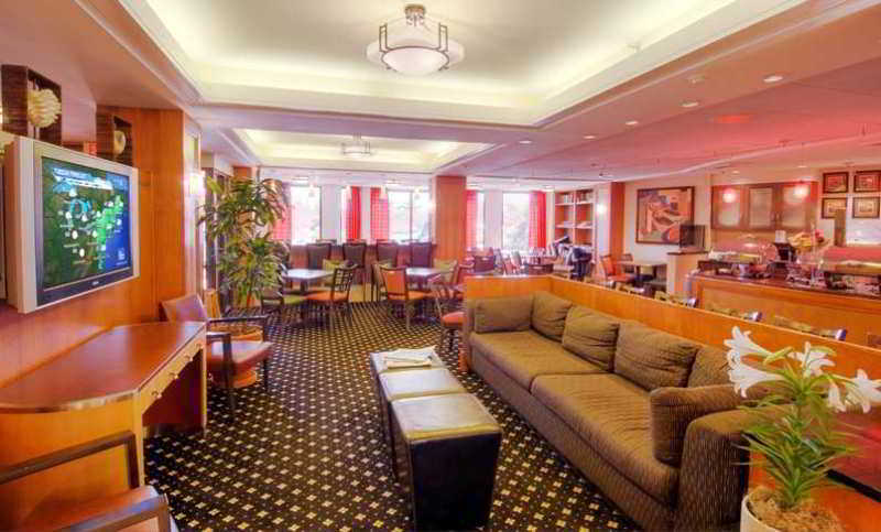 Hampton Inn Lancaster Fertility Ресторант снимка